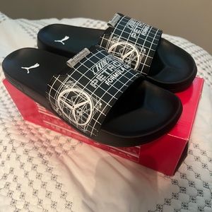 Puma Slides Brand New .